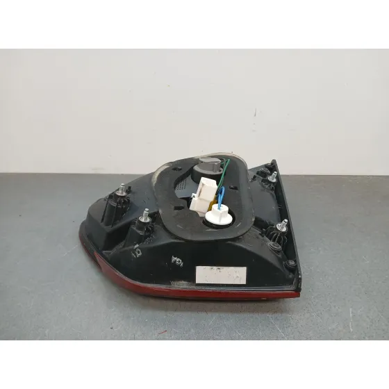 Piloto Trasero Izquierdo Interior para Kia Carens Iv