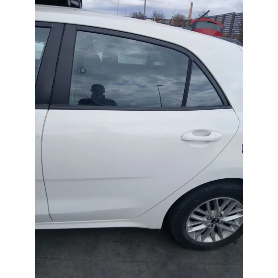 Puerta Trasera Izquierda para Kia Rio Iv (Yb, Sc, Fb)