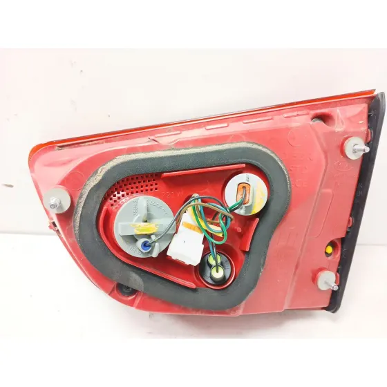 Piloto Trasero Izquierdo Interior para Kia Rio Iv (Yb, Sc, Fb)