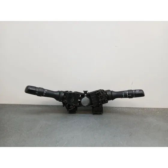 Mando Multifuncion para Toyota Prius (Nhw30)