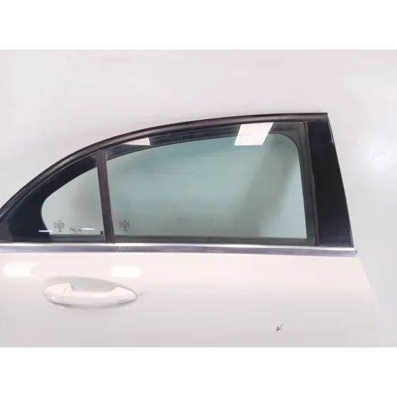 Puerta Trasera Derecha para Mercedes-Benz Clase A (W176)