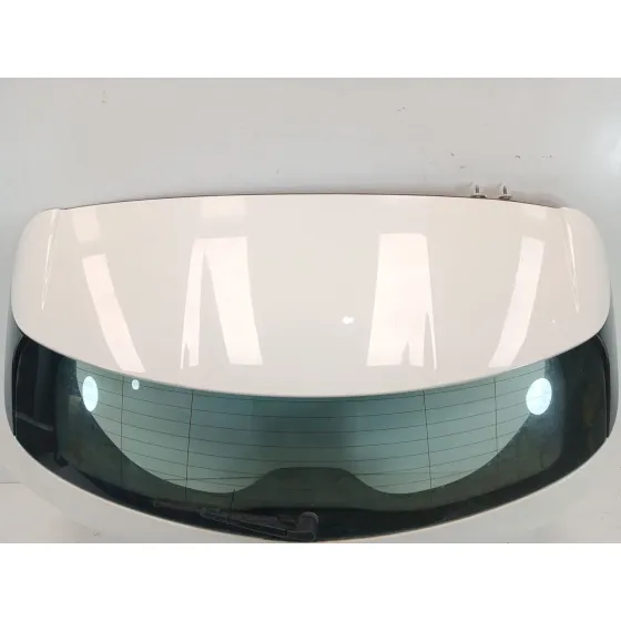 Porton Trasero para Mercedes-Benz Clase A (W176)