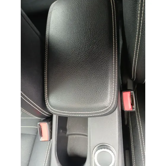 Apoyabrazos Central para Mercedes-Benz Clase A (W176)