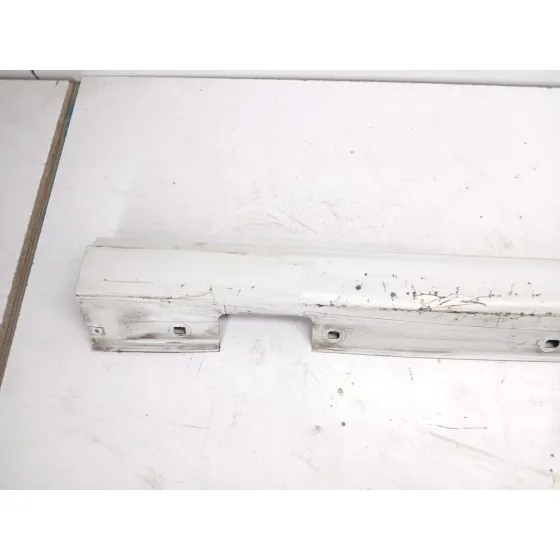 Faldon Lateral para Mercedes-Benz Clase A (W176)