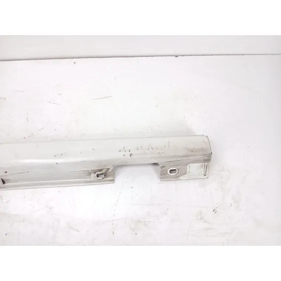 Faldon Lateral para Mercedes-Benz Clase A (W176)