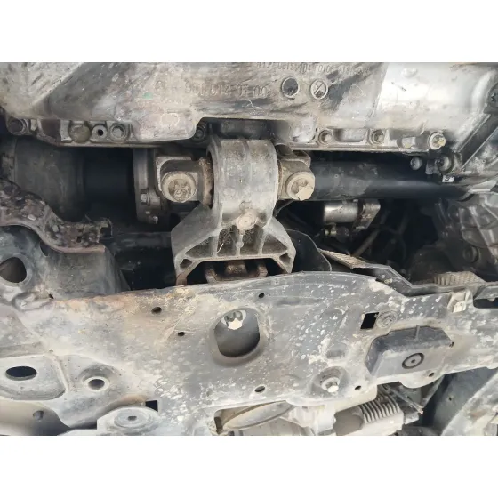 Transmision Delantera Derecha para Mercedes-Benz Clase A (W176)