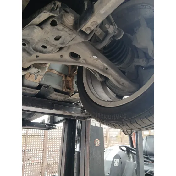 Brazo Suspension Inferior Delantero Izquierdo para Mercedes-Benz Clase A (W176)