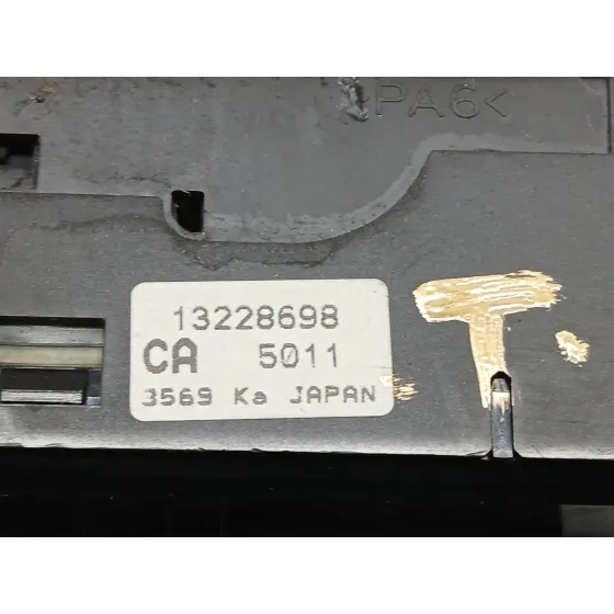 Mando Elevalunas Delantero Izquierdo para Opel Astra H (A04)