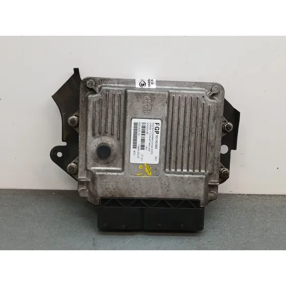Centralita Motor Uce para Opel Corsa C (X01)