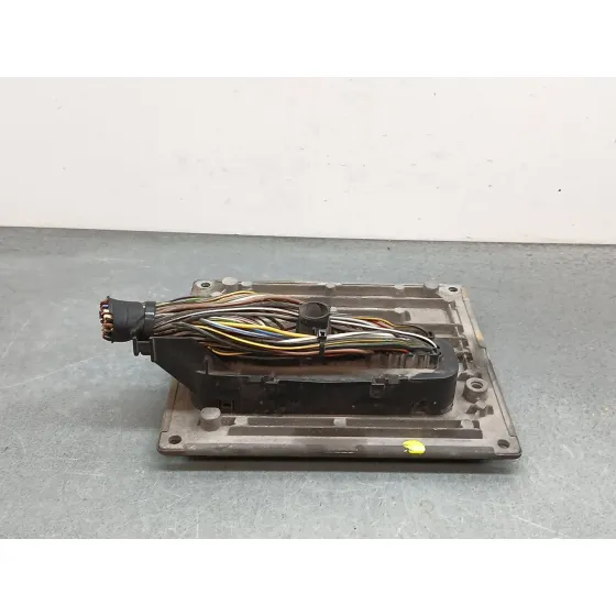 Centralita Motor Uce para Ford Fiesta V (Jh_, Jd_)