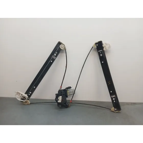 Elevalunas Delantero Derecho para Ford Fiesta V (Jh_, Jd_)