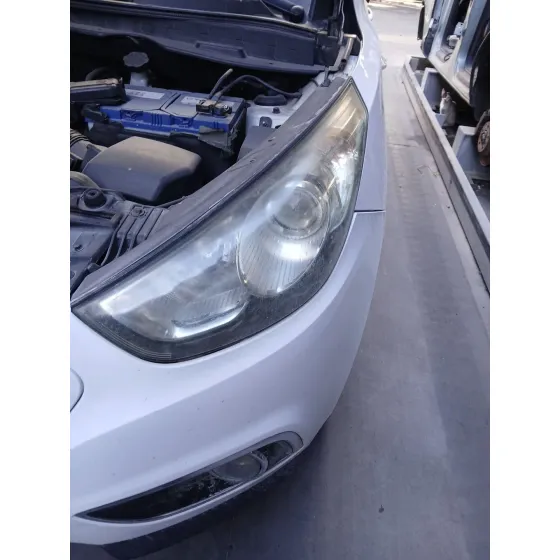 Faro Izquierdo para Hyundai Ix35 (Lm, El, Elh)
