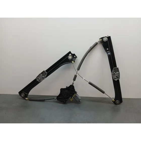 Elevalunas Delantero Izquierdo para Skoda Superb (3V3)