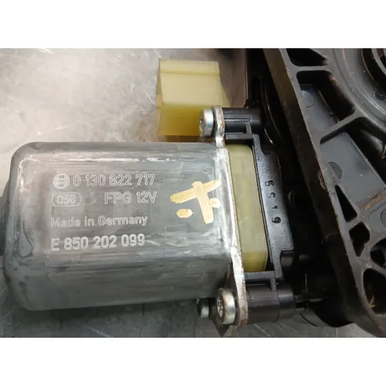 Elevalunas Delantero Izquierdo para Skoda Superb (3V3)