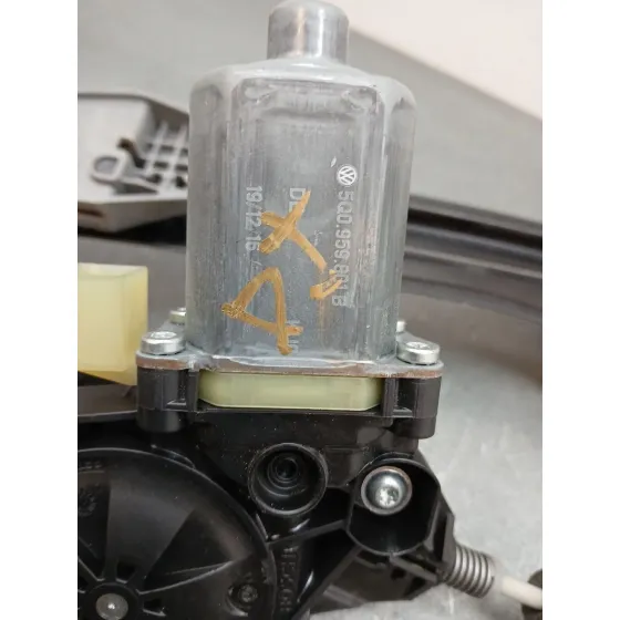 Elevalunas Delantero Izquierdo para Skoda Superb (3V3)