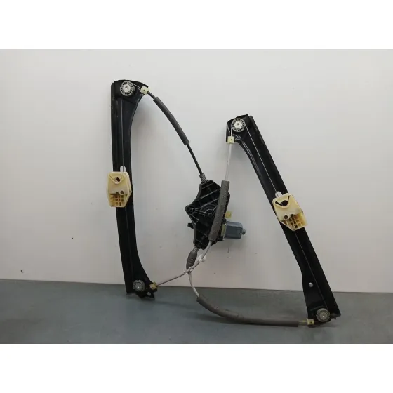 Elevalunas Delantero Derecho para Skoda Superb (3V3)