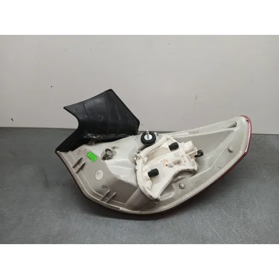 Piloto Trasero Izquierdo para Opel Astra J (P10)