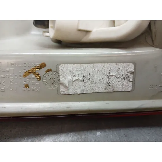 Piloto Trasero Izquierdo para Opel Astra J (P10)