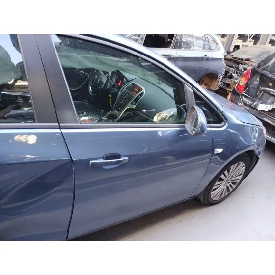 Puerta Delantera Derecha para Opel Astra J (P10)