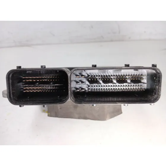 Centralita Motor Uce para Volkswagen Golf V (1K1)