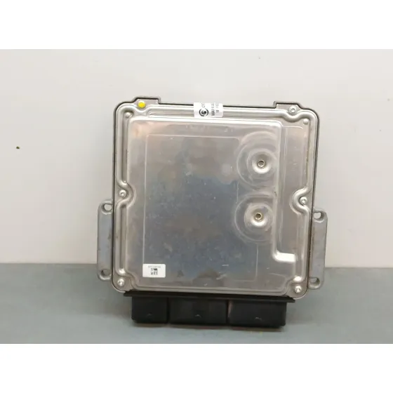 Centralita Motor Uce para Renault Trafic Ii Autobus (Jl)