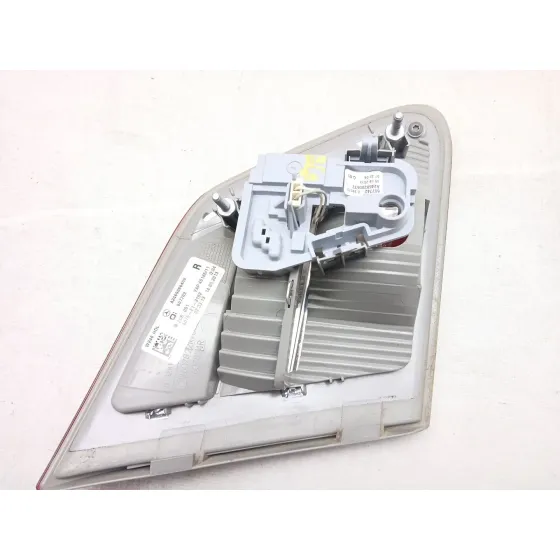 Piloto Trasero Derecho Interior para Mercedes-Benz Clase B Sports Tourer (W246, W242)