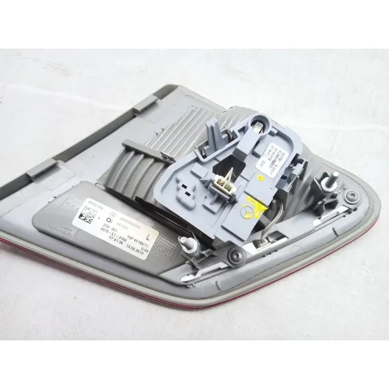 Piloto Trasero Izquierdo Interior para Mercedes-Benz Clase B Sports Tourer (W246, W242)