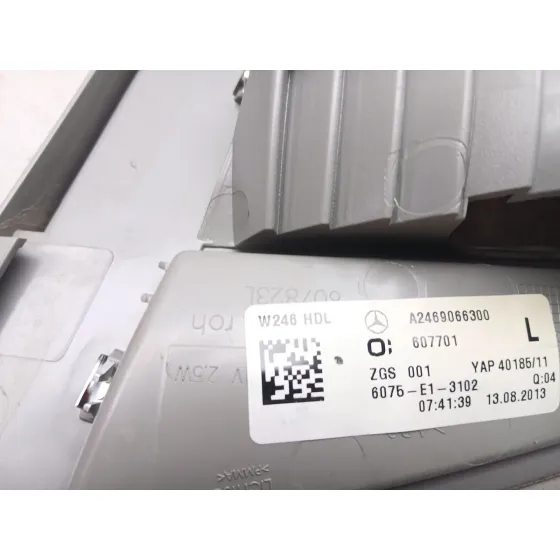 Piloto Trasero Izquierdo Interior para Mercedes-Benz Clase B Sports Tourer (W246, W242)