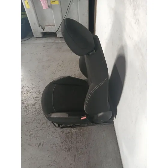 Asiento Delantero Derecho para Peugeot 208 I (Ca_, Cc_)