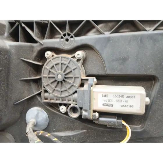 Elevalunas Delantero Derecho para Ford Fiesta V (Jh_, Jd_)