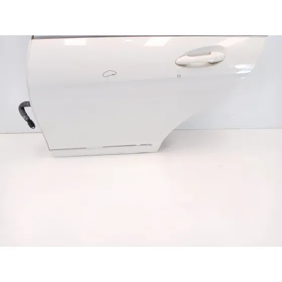 Puerta Trasera Izquierda para Mercedes-Benz Clase C (W204)