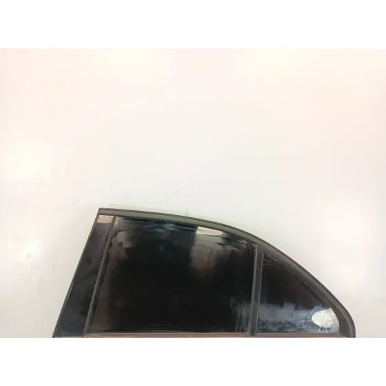 Puerta Trasera Izquierda para Mercedes-Benz Clase C (W204)