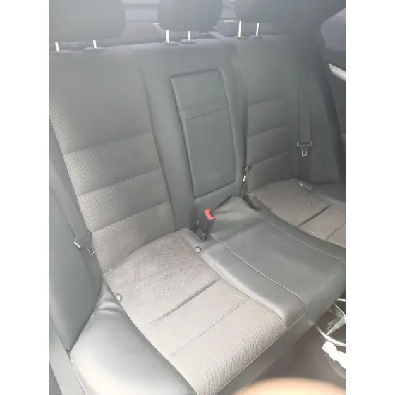 Asientos Traseros para Mercedes-Benz Clase C (W204)