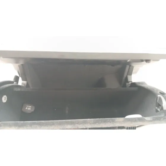 Guantera para Mercedes-Benz Clase C (W204)