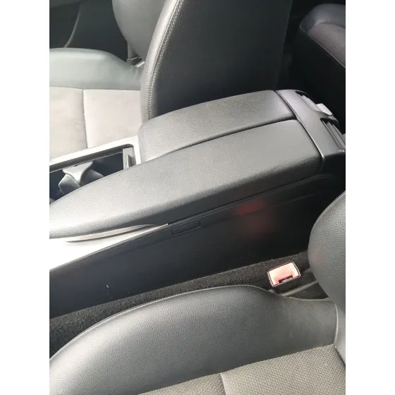 Apoyabrazos Central para Mercedes-Benz Clase C (W204)