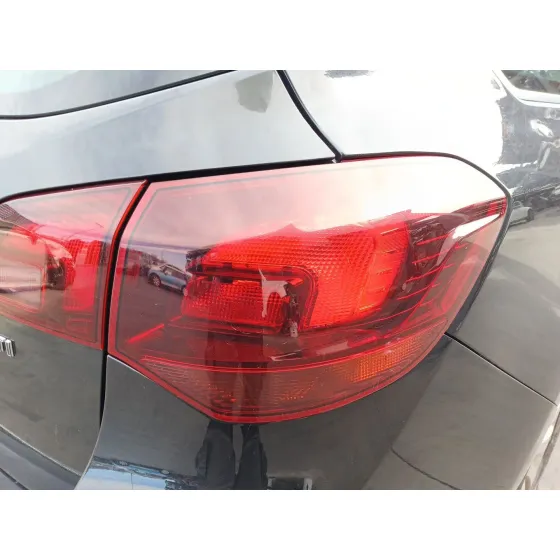 Piloto Trasero Derecho para Opel Astra J Sports Tourer (P10)