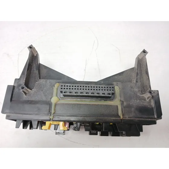 Caja Reles / Fusibles para Chrysler Jeep Gr.cherokee (Wh)