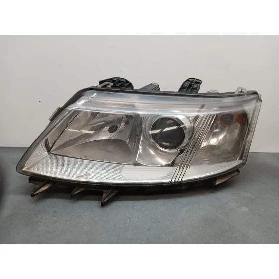 Faro Izquierdo para Saab 9-3 (Ys3F, E79, D79, D75)