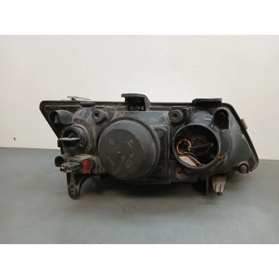 Faro Izquierdo para Saab 9-3 (Ys3F, E79, D79, D75)