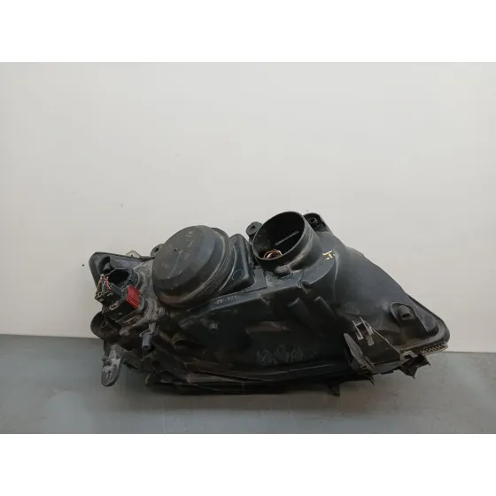 Faro Izquierdo para Saab 9-3 (Ys3F, E79, D79, D75)
