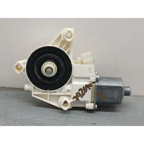 Motor Elevalunas Delantero Izquierdo para Mercedes-Benz Clase A (W176)