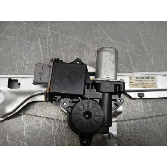 Elevalunas Trasero Izquierdo para Peugeot 5008 (0U_, 0E_)