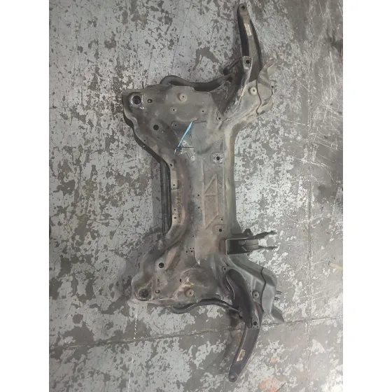 Puente Delantero para Peugeot 5008 (0U_, 0E_)