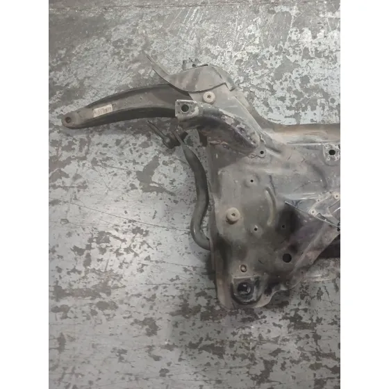 Puente Delantero para Peugeot 5008 (0U_, 0E_)