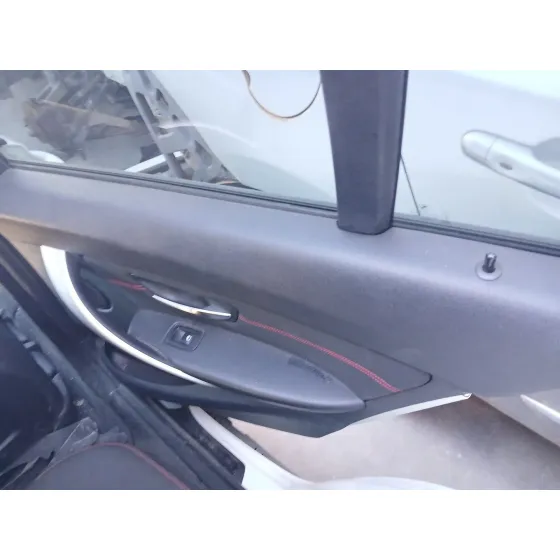 Guarnecido Puerta Trasera Derecha para Bmw 3 Touring (F31)