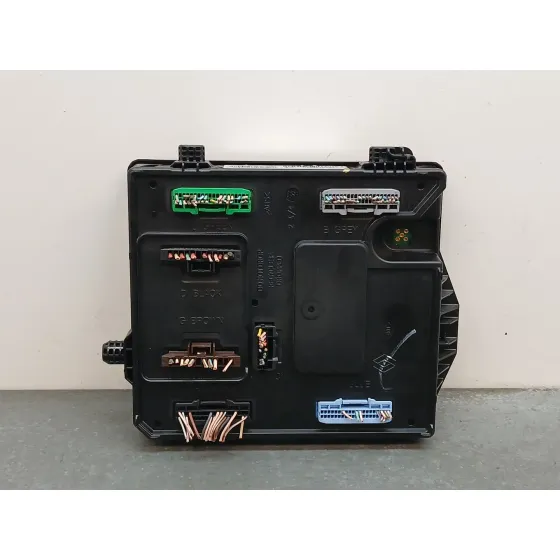 Caja Reles / Fusibles para Renault Scenic Iii