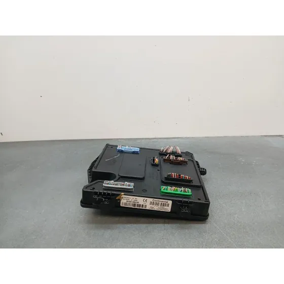 Caja Reles / Fusibles para Renault Scenic Iii