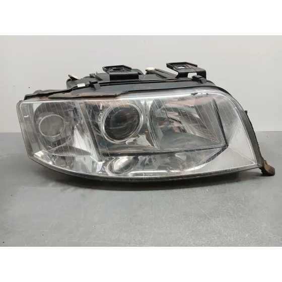Faro Derecho para Audi A6 C5 (4B2, 4B4)