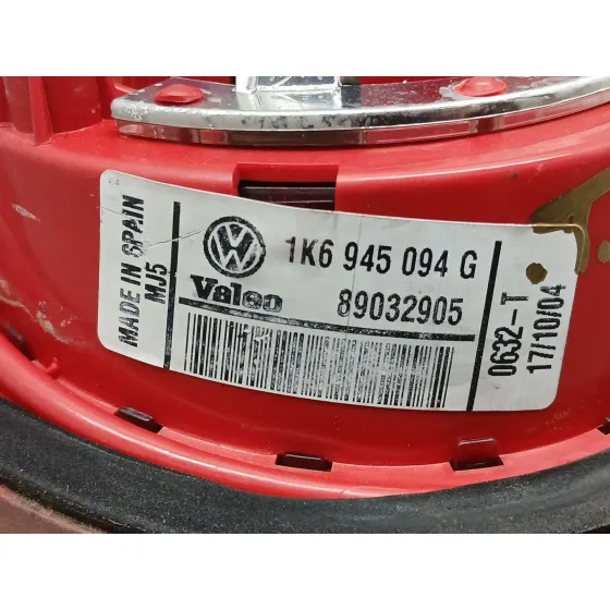 Piloto Trasero Derecho Interior para Volkswagen Golf V (1K1)