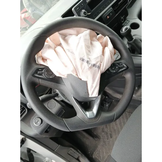 Volante para Opel Combo E Tour / Life (K9)